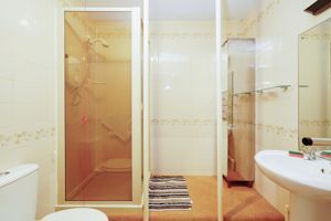 SHOWER ROOM- click for photo gallery